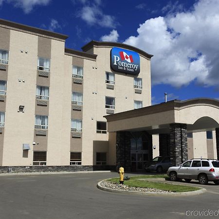 Pomeroy Inn And Suites Chetwynd Kültér fotó