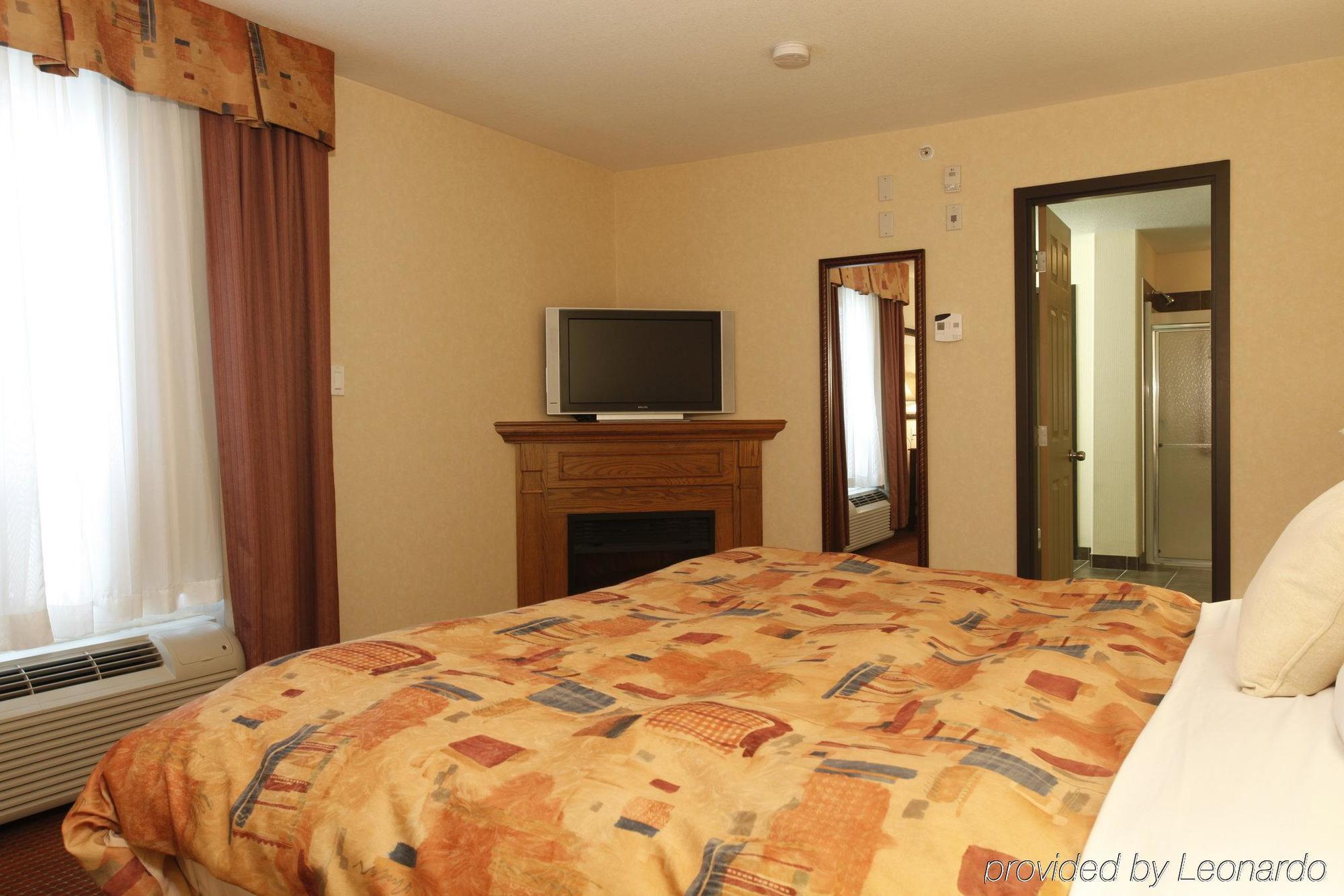 Pomeroy Inn And Suites Chetwynd Kültér fotó