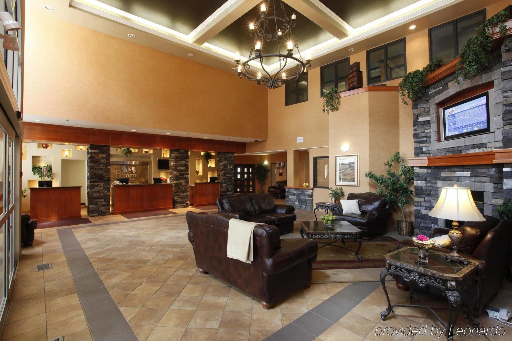 Pomeroy Inn And Suites Chetwynd Kültér fotó