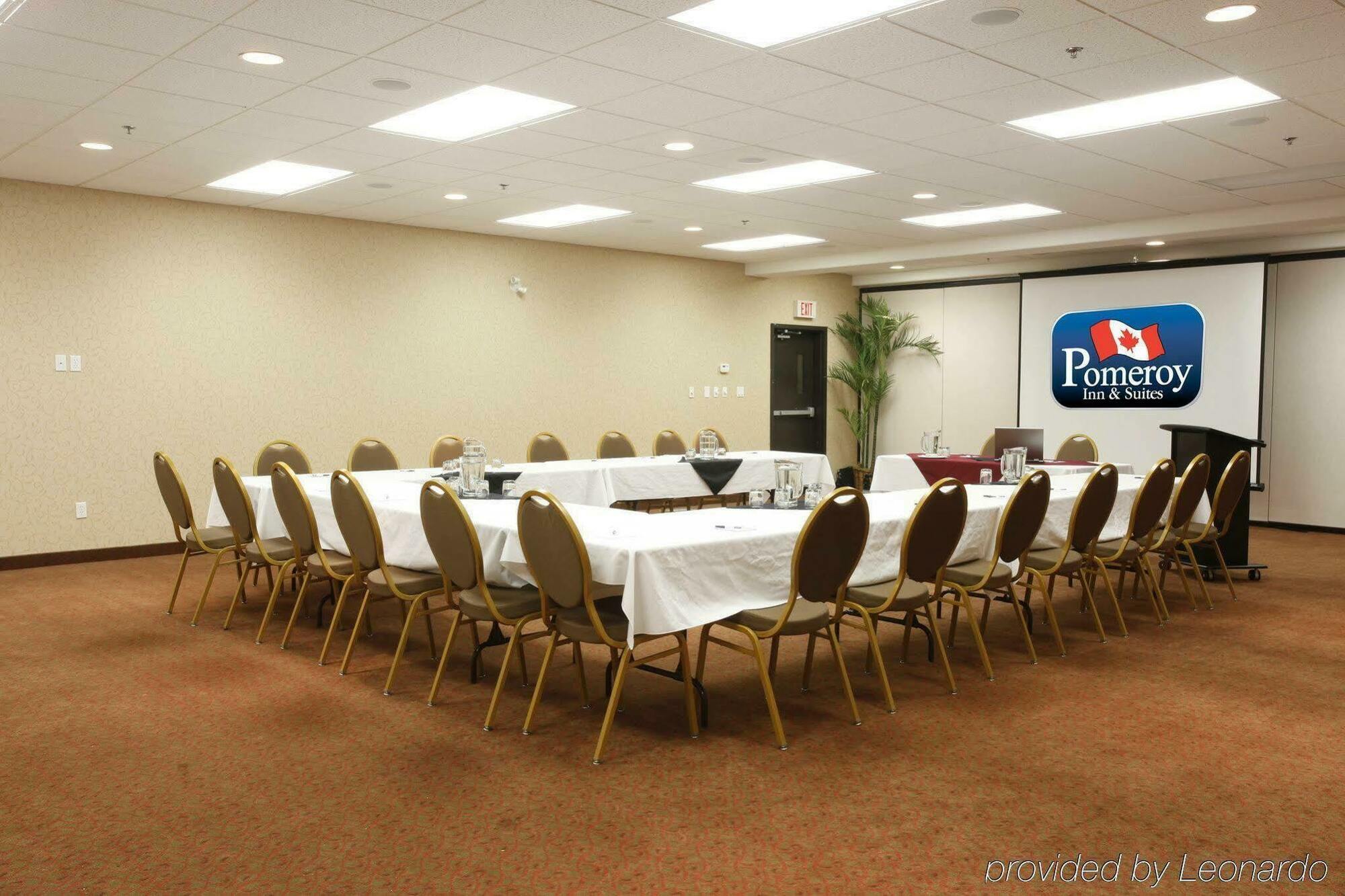 Pomeroy Inn And Suites Chetwynd Kültér fotó